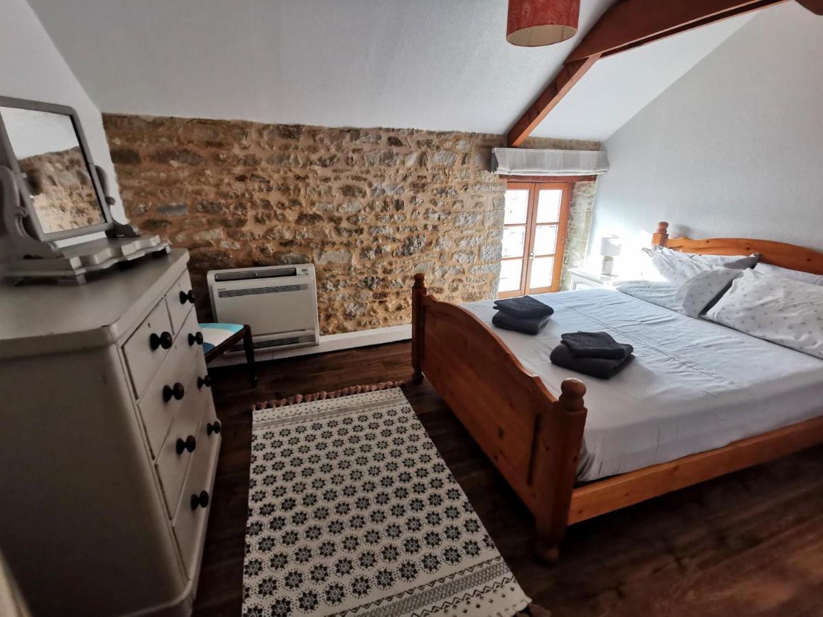 3 Self-Contained Gites With Pool And Games Room Saint-Georges-de-Noisné Exterior foto
